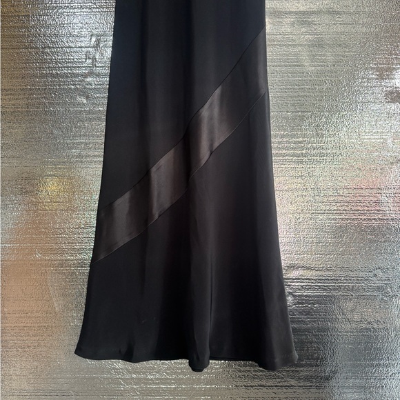 Laura Ashley 90s VTG black satin silky dress .US 4.Full length dress. - Picture 4 of 6